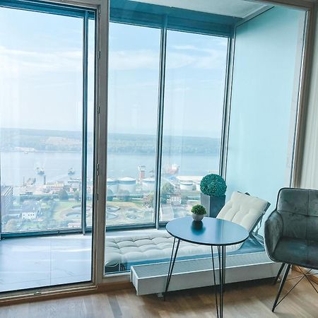 Up 34 Floor Apartments كلابيدا المظهر الخارجي الصورة